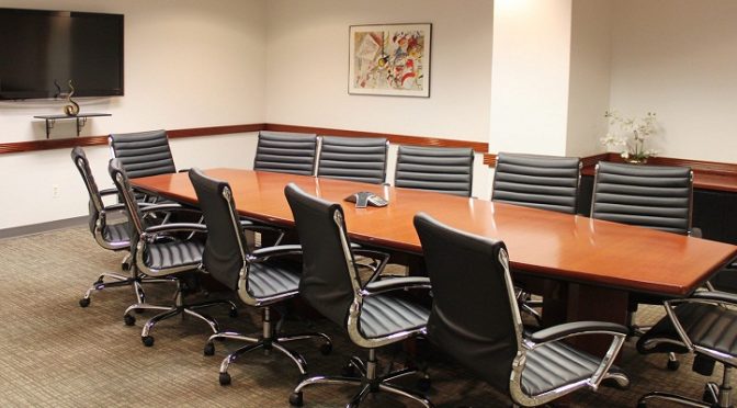 Ways A Small Business Can Benefit From Conference Room Rentals